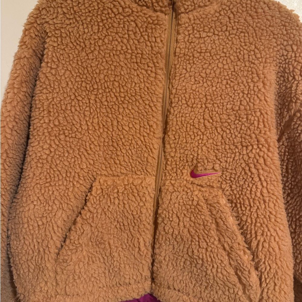 Nike Tan Fleece Jacket with Magenta Interior - Picture 4 of 4